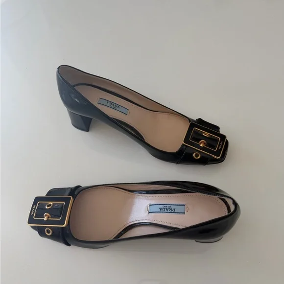 Prada Black Patent Leather Buckle FlatsGold HardwareExcellent Condition